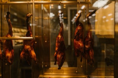 Achieving Crisp Perfection: The 65-Day Secret of Peking Duck