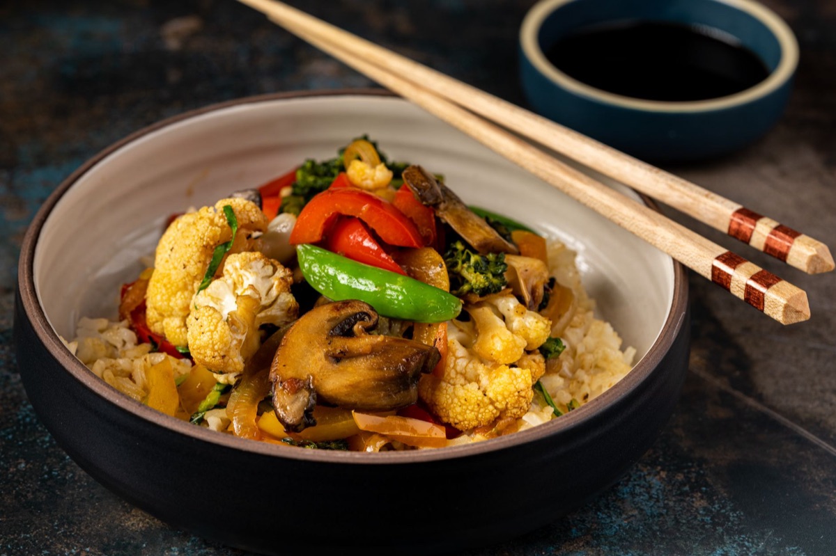 Gestärkter Reis-Krug mit Sichuan-Pfeffer und Nordeuropäischen Schimmelpilzen